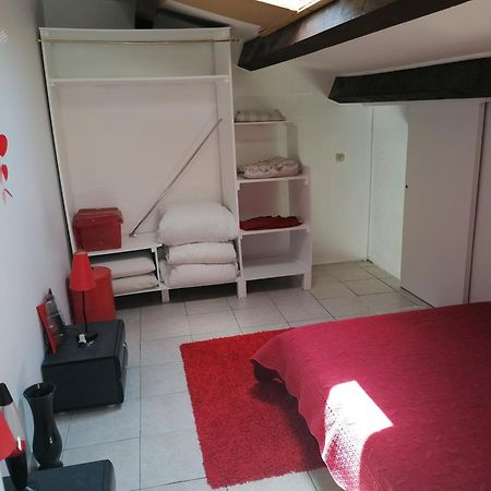 Appartement meublé à Villeneuve les maguelone Exterior foto